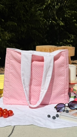 Strawberry Cream laptop tote