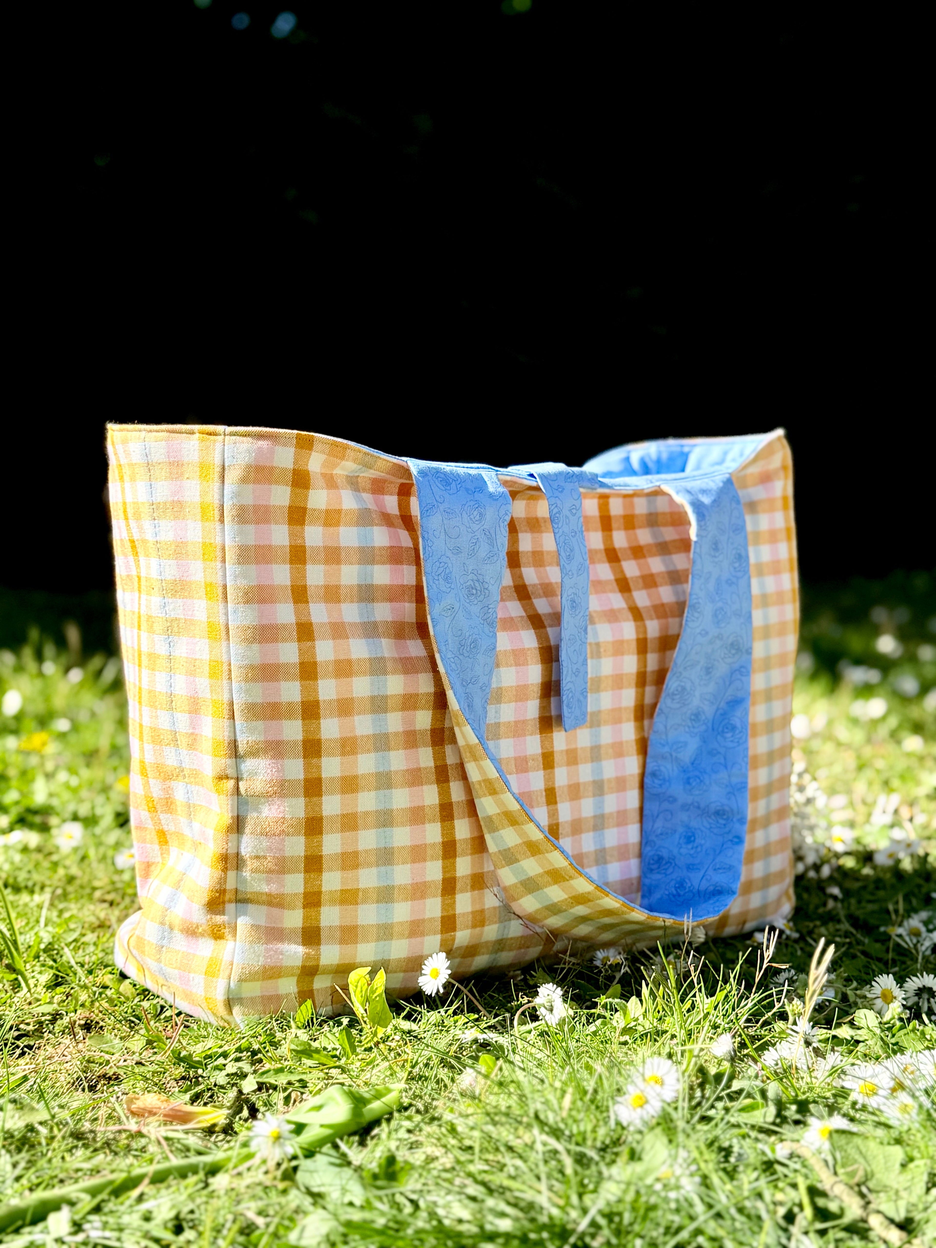 The Cornflower Tote