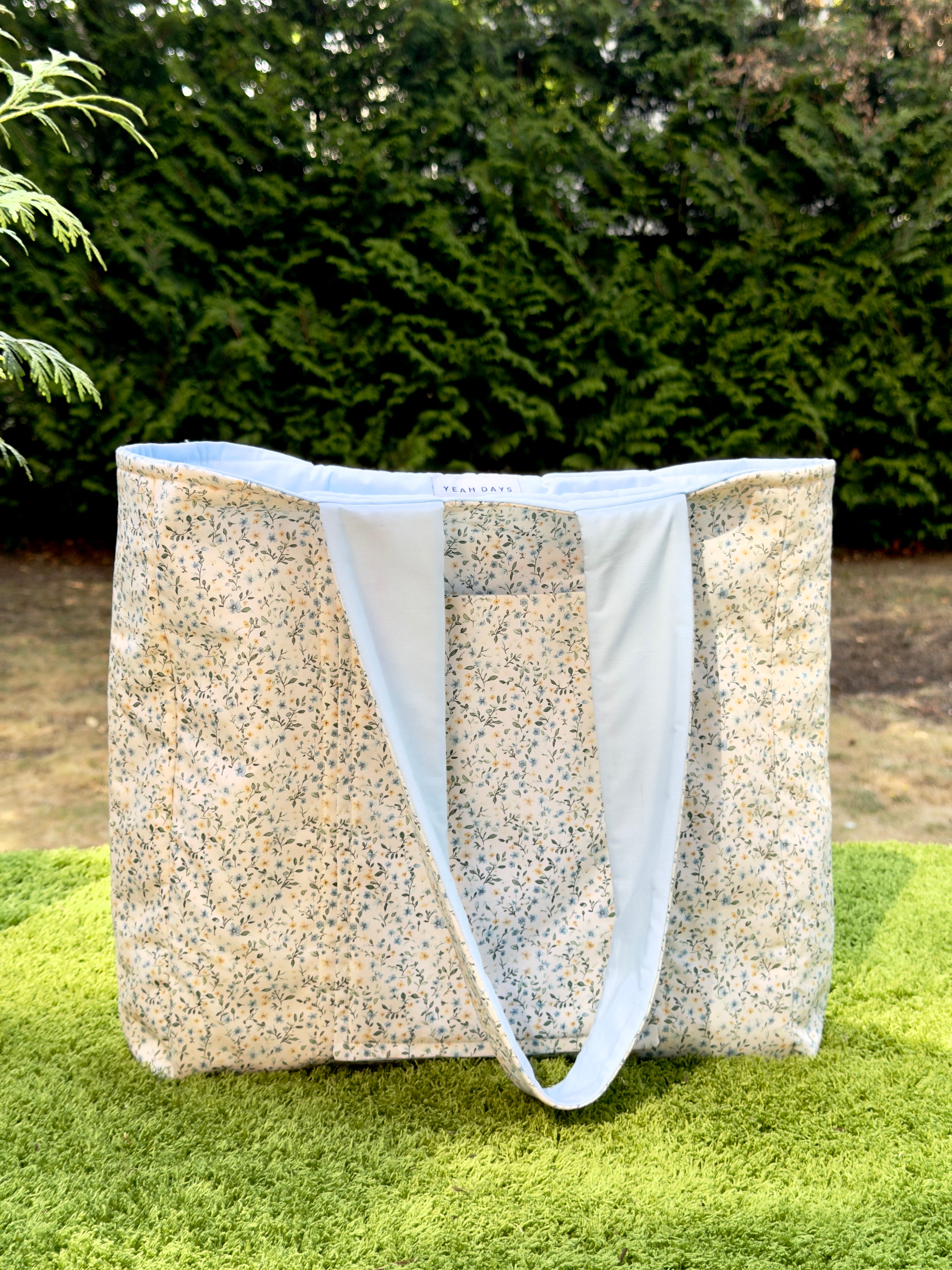 Morning Dew Laptop tote