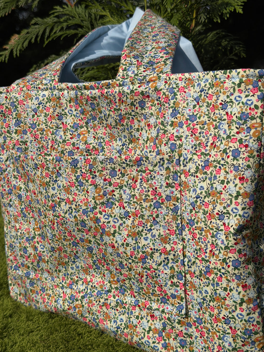Forget me not Carryall tote