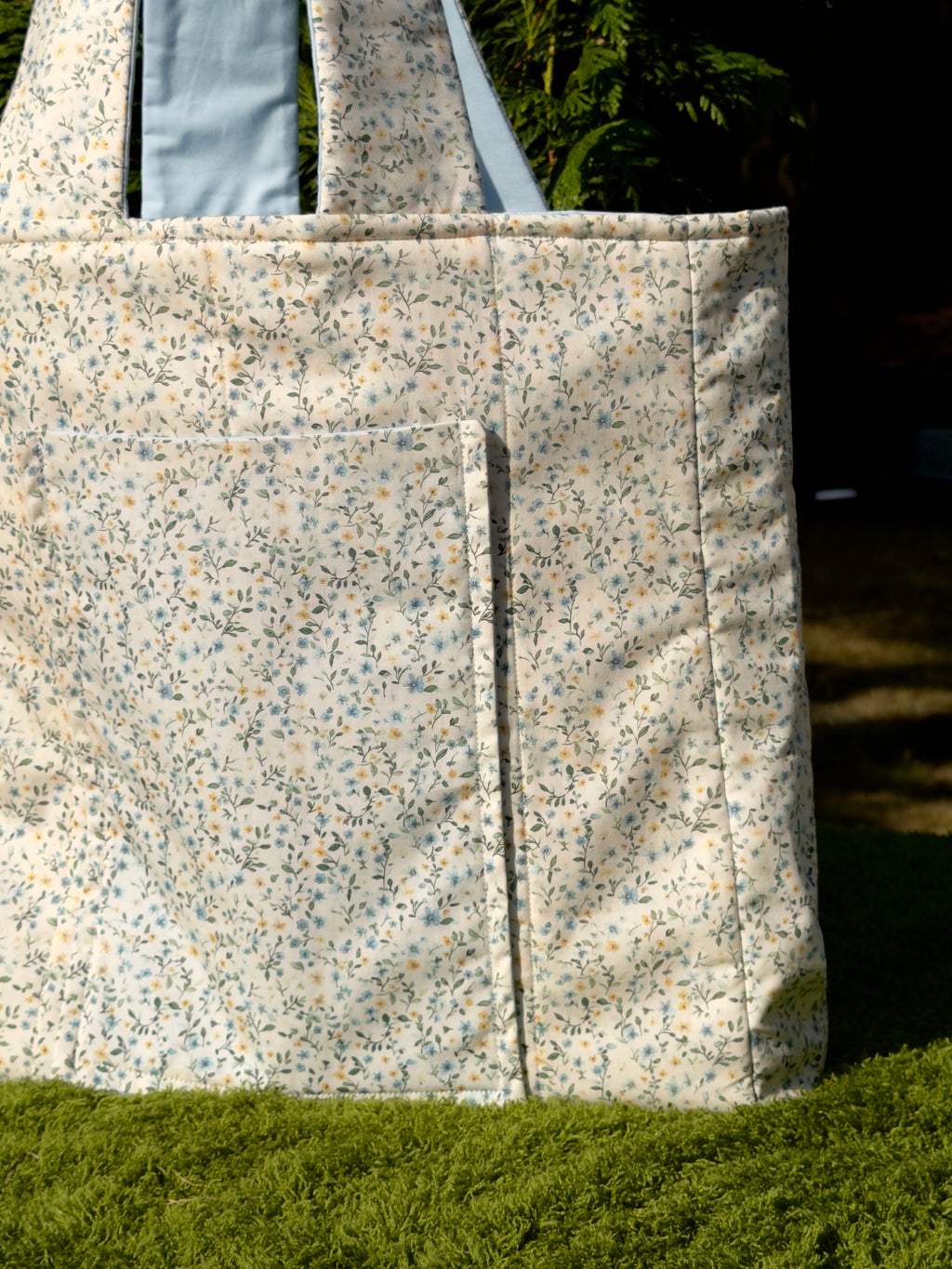 Morning Dew Laptop tote