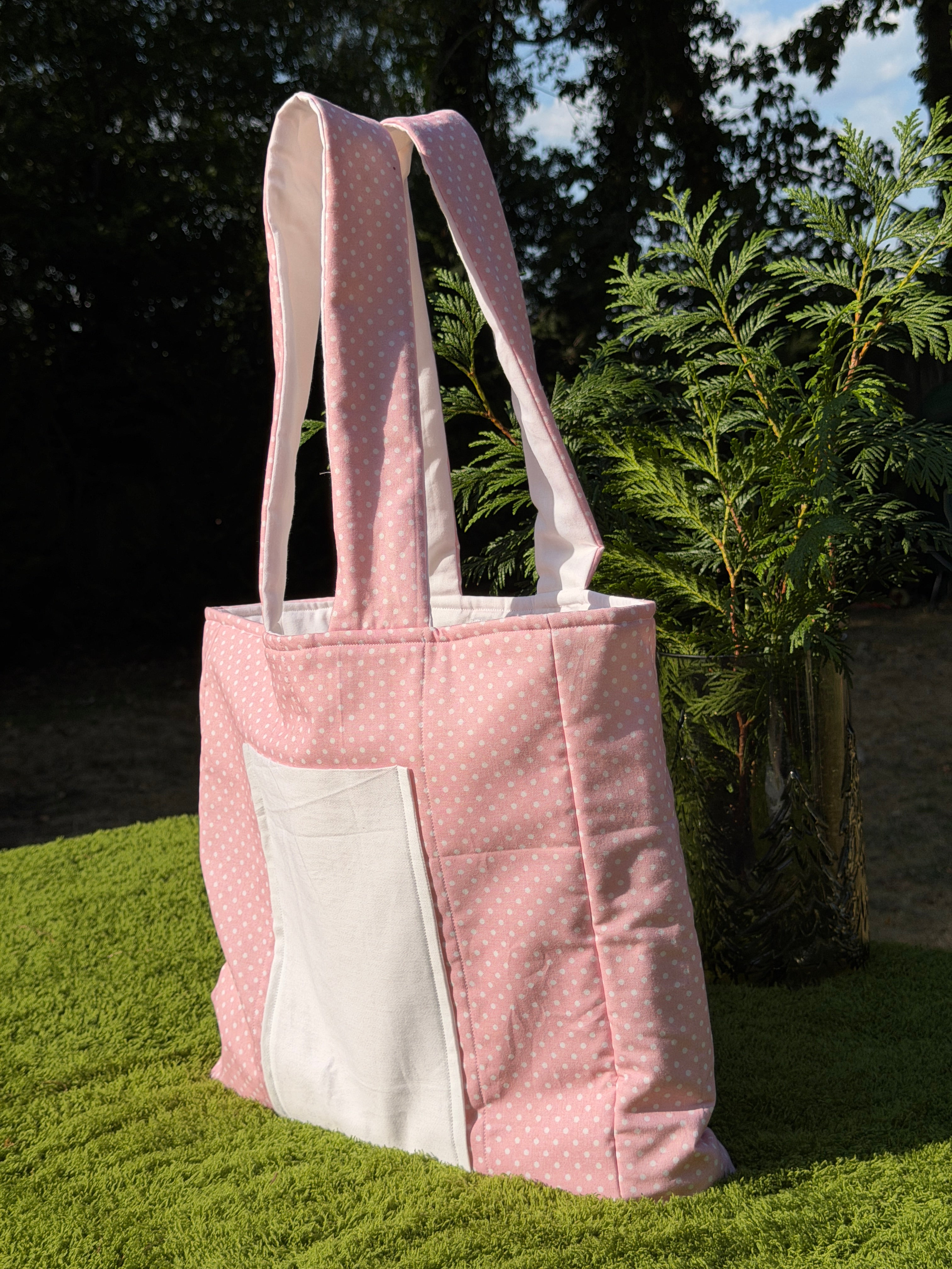 Strawberry Cream laptop tote