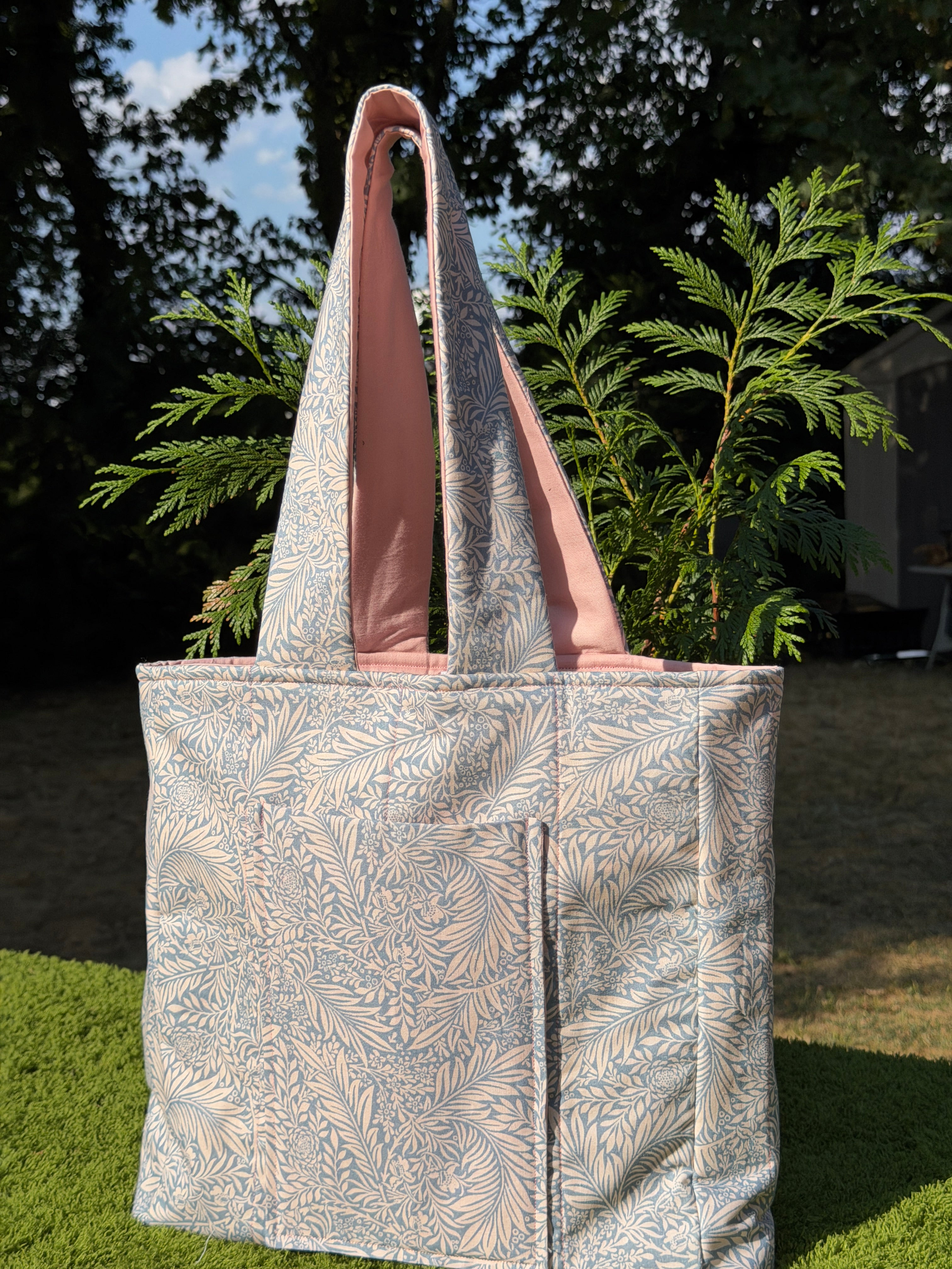 Willow & Bloom laptop tote