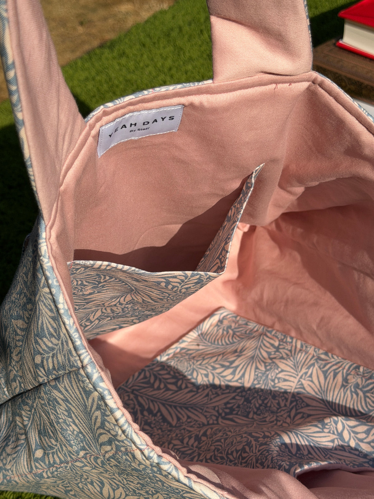 Willow & Bloom laptop tote