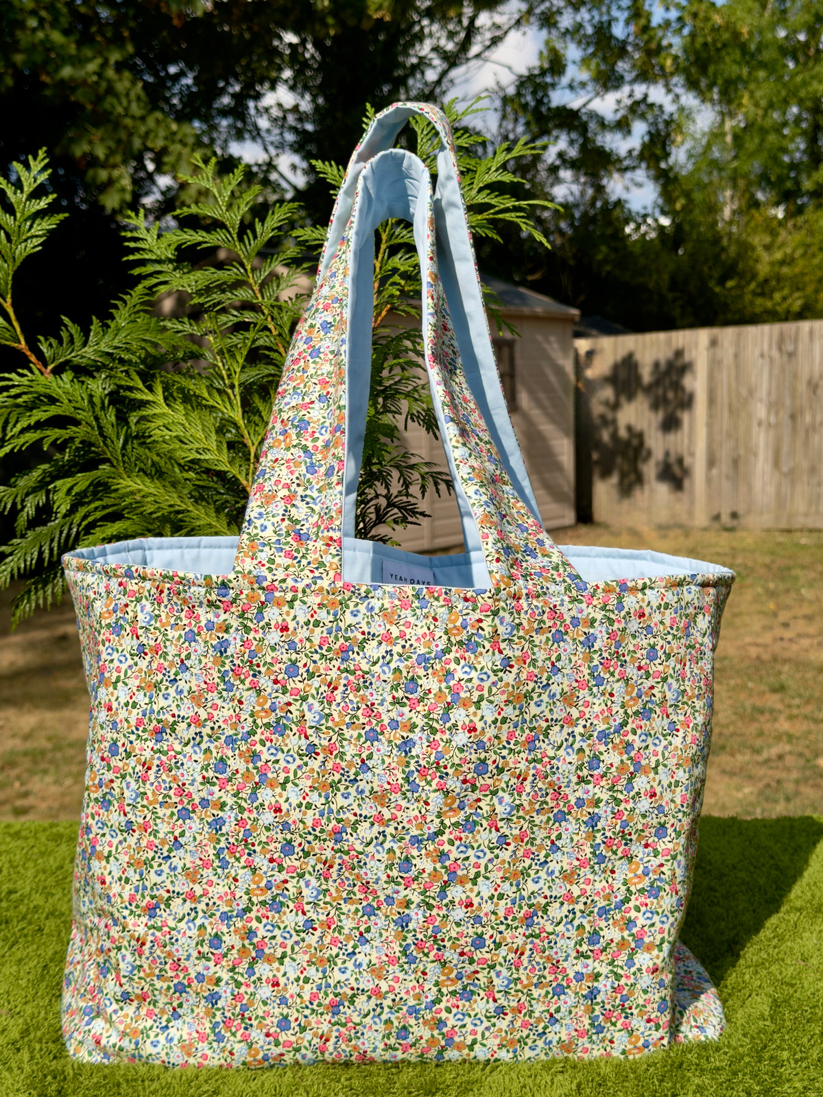 Forget me not Carryall tote